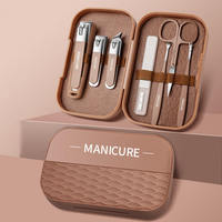 Ensemble de coupe-ongles portables en acier inoxydable 7 pièces avec logo personnalisé, outils de soin des ongles et de beauté avec lime à ongles et ciseaux