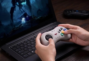 Manette de jeu sans fil originale 8BitDo M30 2.4G Mini blanche, batterie 480mAh, 35H d'autonomie, fonction Turbo pour PC, consoles SEGA Mini - Product Image 6