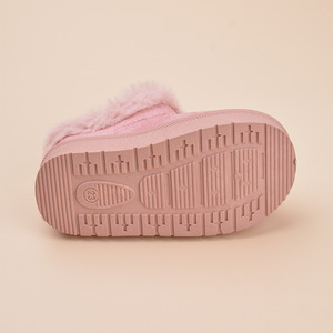 Pantoufles de maison en coton suédé pour filles décontractées à la mode bottes courtes chaudes et résistantes à l'usure avec style universitaire tout-match - Product Image 4