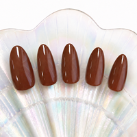 Ongles à presser longs et élégants, couleur moka brun froid, pour soirées et occasions décontractées