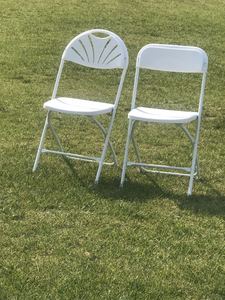 الأكثر مبيعاً فولاذ من الحديد المطاوع المريح القابل للتكديس في الهواء الطلق من مادة pp راتنج أبيض بلاستيك مستعمل لحفلات الزفاف والحفلات والحدائق - Product Image 5