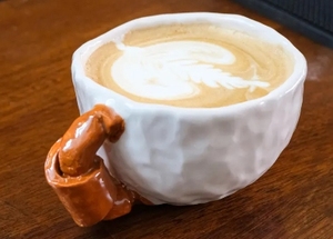 Tasse Croissant Cadeau en céramique fait à la main des matins parisiens Tasse en céramique d'inspiration française pour les matins lents Idée cadeau d'amant de <span class=keywords><strong>Paris</strong></span> - Product Image 4