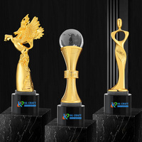 Vente en gros plaqué or personnalisé brillant danse créative étudiant sport réunion prix Souvenirs trophée en résine