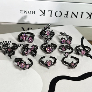 Bague en zircon rose avec bande noire pour femmes, anneaux à épines pour femmes, bijoux punk, anneau ouvert à cœur à épines, papillon - Product Image 5