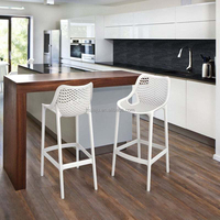 Chaise de bar haute en plastique, design moderne, pour comptoir de cuisine ou extérieur, idéale pour patio, disponible en plusieurs couleurs – Nouvelle collection, offre spéciale