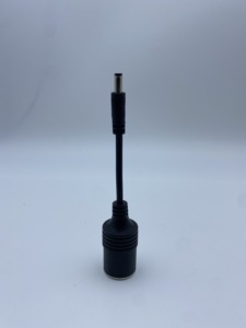 DC5521 2*0.75 support de cheminée à point tournant carré avec gaine en PVC stockage d'énergie et accessoire de câble d'alimentation de démarrage d'urgence - Product Image 2