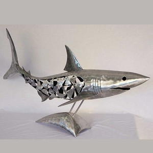 Direkt Fabrik Hai Skulptur - Product Image 5