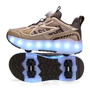 2024 nuovo flash pattini a rotelle ragazze a quattro ruote, scarpe da ginnastica personalizzate per bambini con ruote a LED