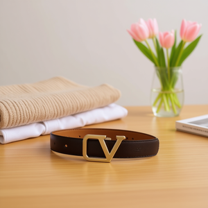 Cintura in Pelle PU con Fibbia a V Angelina 3Cm per Donna Accessorio Moda Casual - Product Image 1