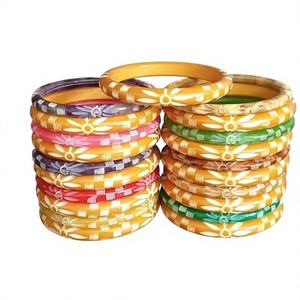 Meilleurs ensembles de bracelets en résine acrylique sculptée à motifs floraux ethniques, bijoux élégants et colorés pour femmes - Product Image 1