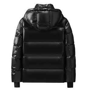 Giacca Bomber Corta con Cappuccio in Piumino Nero e Oro, Streetwear con Zip Unisex, Cappotto Invernale Imbottito e Caldo per Uomo e Coppia, per Esterno - Product Image 4