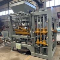 Machine hydraulique à briques en béton pour la production de blocs en Ouzbékistan
