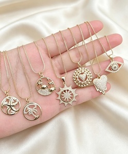 Collar con colgante de estrella de mar y corazón, joyería de verano, cadena con eslabones clásicos, regalo para mujeres amantes de la playa - Product Image 1