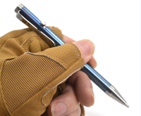 Pena Taktis JXT EDC Kit Ballpoint Presisi dari Paduan Titanium dengan Tombol Tekan dan Mekanisme Bolt Action Warna Biru Abu-abu