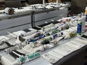 Mastics adhésifs blancs sans clous personnalisés professionnels <span class=keywords><strong>Silicone</strong></span> SBS colle Construction emballage pour le travail du bois pâte verre-liquide - Product Image 3