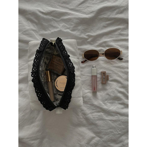 Bolsa <span class=keywords><strong>de</strong></span> Maquillaje <span class=keywords><strong>de</strong></span> Pana con Logotipo Personalizado y Encaje Negro, Bolsa <span class=keywords><strong>de</strong></span> Aseo Vintage - Product Image 1