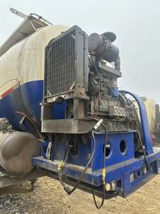 中古大型コンクリートミキサー 50立方メートル 8×4輪セメントミキサー 60トンコンクリートセメントミキサー - Product Image 6