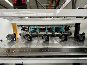 <span class=keywords><strong>HD</strong></span> 5 + 1 Impresora de alta definición Slotter Troqueladora Dr Blade Box <span class=keywords><strong>Flexo</strong></span> Tinta Impresión Secador Barniz Troqueladora Máquina - Product Image 4