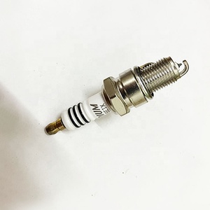 Bougie d'allumage BPR6EIX 6637 pour KIA HYUNDAI LAND ROVER MITSUBISHI autonite WR6DC WR6DS 4502 BPR6EIX BE1H10 pour CHEVROLET - Product Image 3