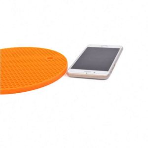 Almohadilla de silicona redonda para ollas y sartenes con soporte para cucharas y almohadillas antideslizantes para tarros, artículos de cocina de goma para el hogar - Product Image 5