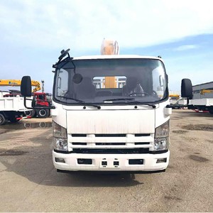 Factory Price ISUZU 5Ton Cargo Crane Truck with Rear <b>Ladder</b> for Load Excavator - Product Image 3