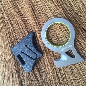 Cortador de Cuerdas de un Solo Dedo, Mini Herramienta de Supervivencia Portátil, Cortador de Cinturón de Seguridad para Auto, Cuchillo Multifuncional de Escape, Plástico Gris, 10 Pulgadas - Product Image 4