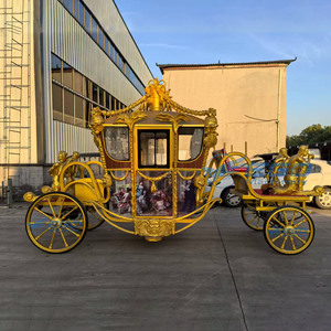 Carruaje Eléctrico Personalizable con Corona para Bodas en Venta - Carroza Real Eléctrica para Parques de Atracciones - Product Image 1