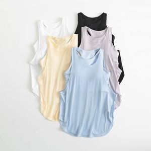 Débardeur de yoga d'été respirant pour femme avec coussinets de poitrine intégrés, haut de sport deux-en-un, coupe ample, idéal pour la course et le fitness - Product Image 4