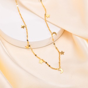 Atacado de Aço Inoxidável Star Moon Bonito Minimalista 18K Banhado A Ouro Mulheres Moda Jóias Personalizadas Charm Colares - Product Image 1