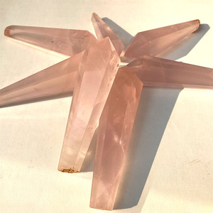 Varita curativa de cristal de cuarzo rosa natural al por mayor, varita mágica de cristal para energía decorativa - Product Image 5