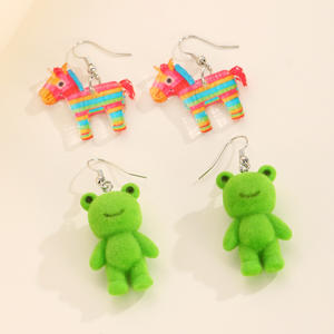 <span class=keywords><strong>Orecchini</strong></span> Pendenti a Forma di Rana in Resina Floccata, Divertenti e Creativi <span class=keywords><strong>Orecchini</strong></span> Tridimensionali a Forma di Animale - Product Image 5