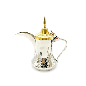Bouilloire prête à la vente, style arabe, en acier inoxydable, artisanat métallique, pour la préparation du thé et du café, en vente - Product Image 2