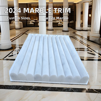 Moulures en marbre blanc moderne, surface lisse cannelée, décoration de bâtiment durable, longueur personnalisée, fabriqué en Turquie