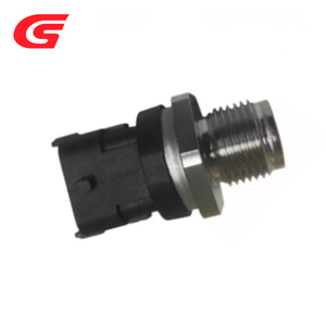 Nuevo sensor de presión de riel común de combustible diésel para <span class=keywords><strong>BMW</strong></span> 1 3 E81 E60 <span class=keywords><strong>530D</strong></span> 520D 0281002868 - Product Image 1
