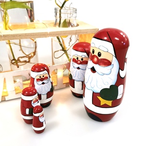 Juego de muñecas anidadas coloridas de recuerdo de Matryoshka de Navidad de madera tradicional rusa para niños - Product Image 1