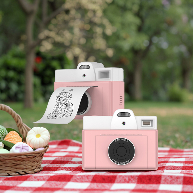 Kid's Instant Print Camera Q8 Retro Camera Children Can Take Pictures and Print Automatically