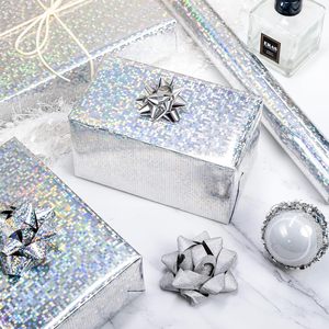 Papel de regalo holográfico metálico plateado sólido original personalizado al por mayor para empaquetado de regalos, bodas y cumpleaños - Product Image 1