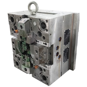 แม่พิมพ์ฉีดขึ้นรูปที่ซับซ้อนสำหรับถังเก็บของเหลวในรถยนต์ - Product Image 2