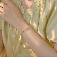 Bracelet en pierre naturelle blanche en forme de cœur pour femmes, bijoux minimalistes pour les fêtes, accessoires de mode
