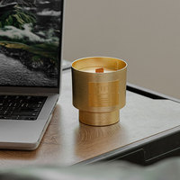 Vente en gros d'usine, bougies personnalisées uniques à étiquette privée, bougies en cire de soja de luxe avec mèche en bois, pots en métal plaqués or, cadeau pour la Saint-Valentin