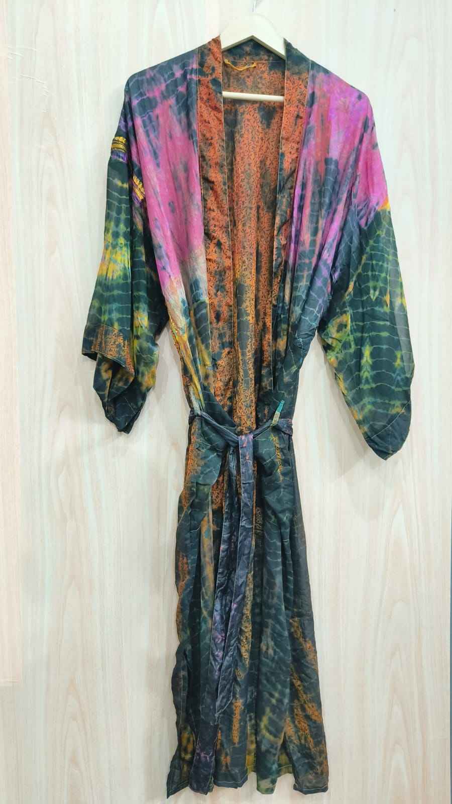 เขียว &amp; ชมพู