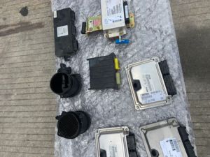 Unidades de Control Motronic Originales Usadas para Motor Ferrari F430 OEM 217986 Unidad de Control de Encendido ECU - Product Image 5