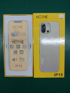 Nuevo Teléfono Móvil Hothe Ip15 con Cuatro Ranuras para Tarjetas SIM, Pantalla de 2.4 Pulgadas, 4 Tarjetas SIM en Espera - Product Image 3