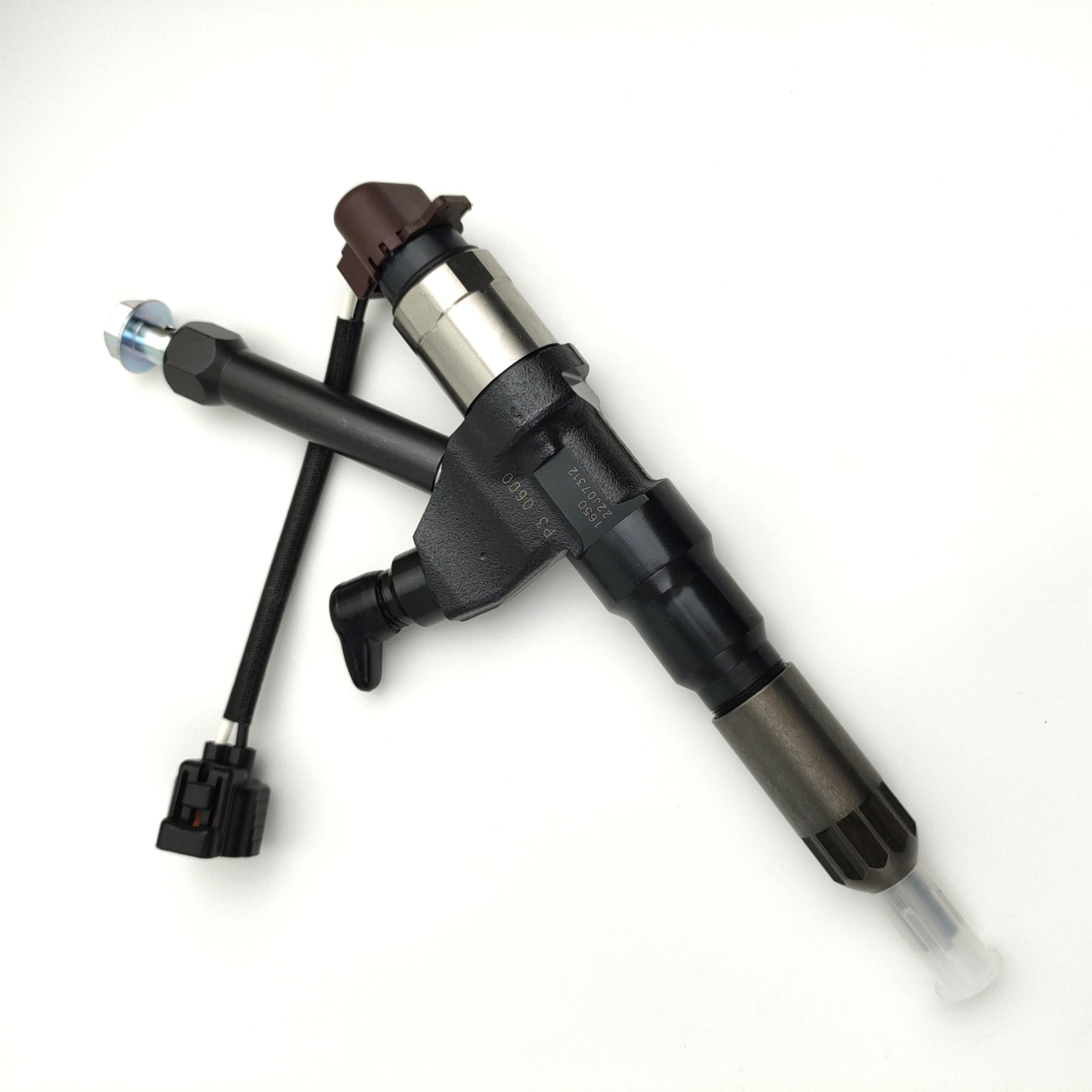 Common Rail Fuel Injector 295050-1650 295050-165# Diesel Fuel Injector 23670-E0600 For HINO