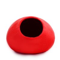 Niche pour chat en feutre de laine rouge uni, faite à la main, écologique, lavable, durable, en forme d'œuf, douillette et naturelle