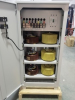 Régulateurs de tension automatiques triphasés TNS_50KVA, fonctionnalités améliorées pour les systèmes d'éclairage/systèmes de communication