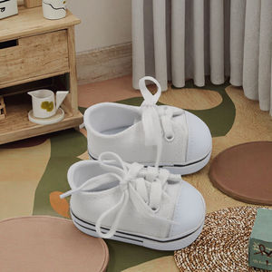 Оптовые 18-дюймовые кроссовки для американских кукол из полиуретана, миниатюрная игрушечная обувь, индивидуальный цвет, унисекс, для детских игр и творчества - Product Image 2