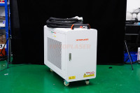 Machine de nettoyage à impulsions laser fibre 1000W à refroidissement par eau pour bois, pierre, acier inoxydable, aluminium - Nettoyeur industriel haute puissance