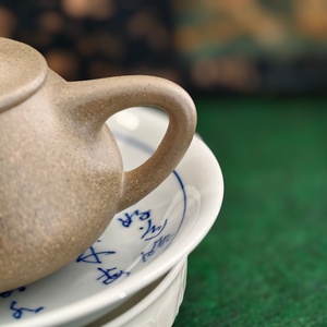 Pot à thé Yixing Qin-Jiangpo en argile Zisha, entièrement fait à la main, cuit à haute température, certifié REACH, sans additifs, adapté aux aliments - Product Image 3