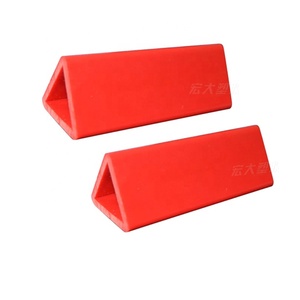 Tubo triangolare personalizzato <span class=keywords><strong>PVC</strong></span>/PP/ABS/PE altri prodotti <span class=keywords><strong>in</strong></span> plastica <span class=keywords><strong>per</strong></span> estrusione - Product Image 5
